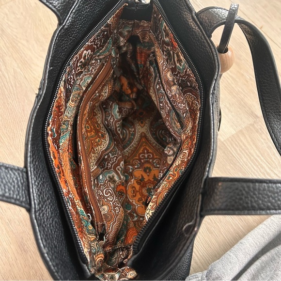 Blush black leather handbag with paisley print interior - Picture 6 of 12